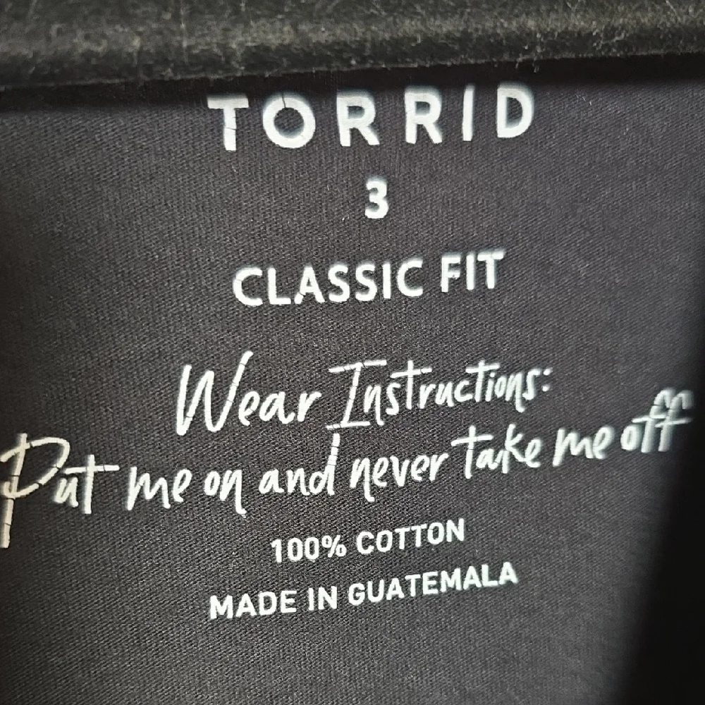 177 Torrid 3 3X Graphic Black Tee with - Don't Waste Your Energy - Picture 3 of 5